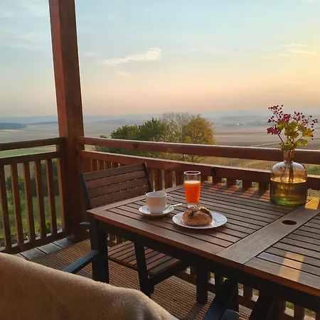 Apartament Morgenrot Panorama-apartment 2 - Terrasse Und Balkon Gnotzheim